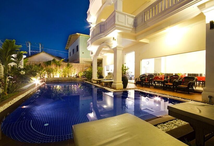 تختخواب و صبحانه King Boutique