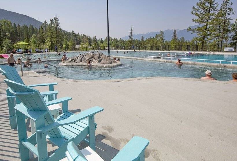 Fairmont Hot Springs Resort