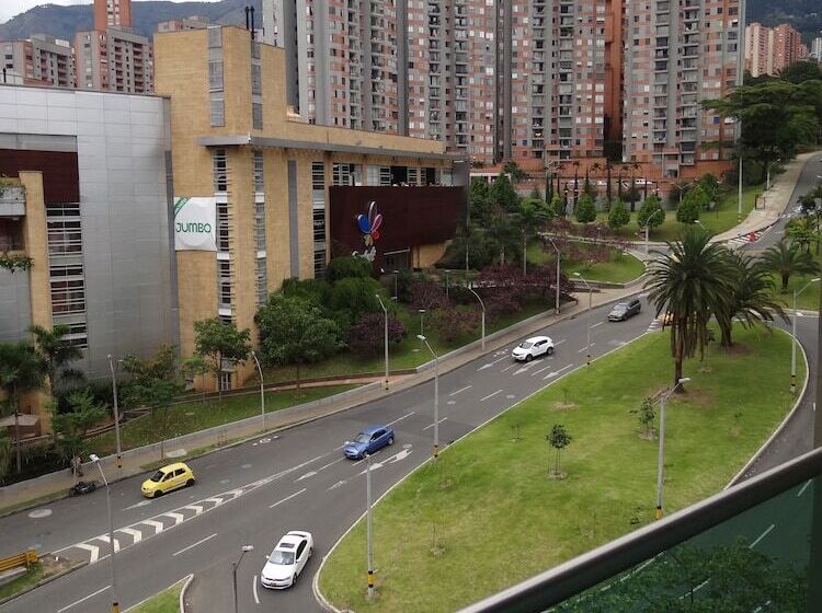 בית מלון כפרי Bh El Poblado