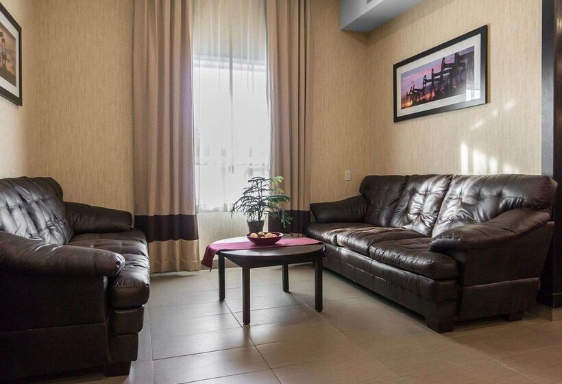 בית מלון כפרי Comfort Inn & Suites