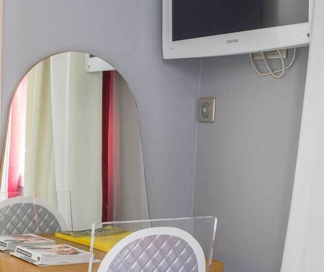 Fotos del hotel Hôtel Cosmopolitain:  6