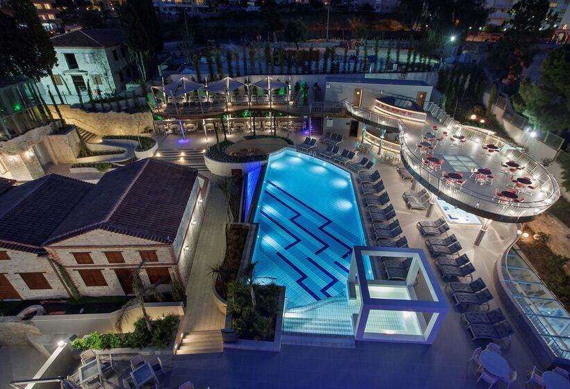 هتل Doubletree By Hilton Kusadasi   Special Class