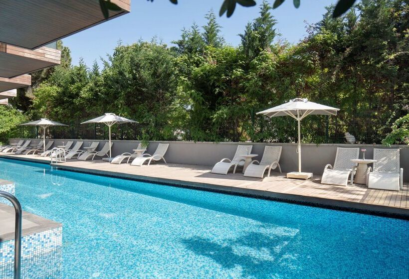 هتل Doubletree By Hilton Kusadasi   Special Class