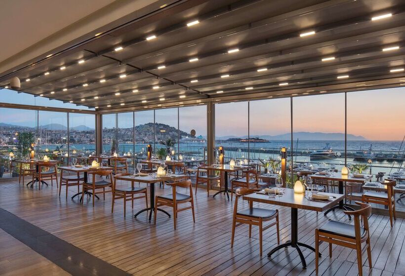 호텔 Doubletree By Hilton  Kusadasi