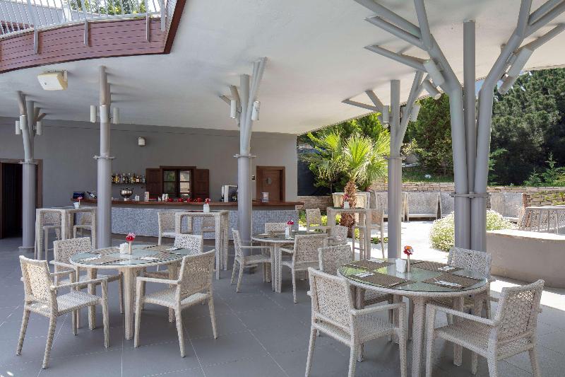 هتل Doubletree By Hilton Kusadasi   Special Class