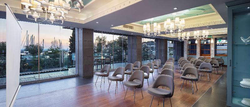 هتل Doubletree By Hilton Kusadasi   Special Class