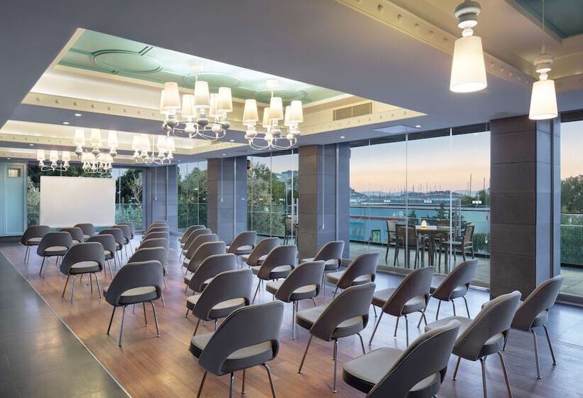هتل Doubletree By Hilton Kusadasi   Special Class