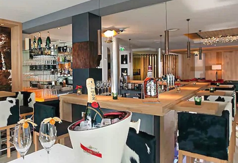 هتل Fliana Ischgl