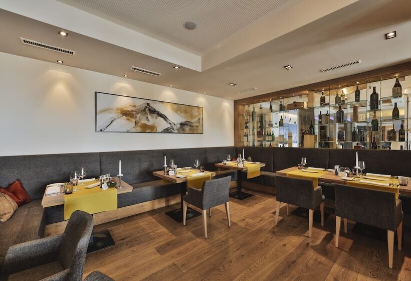 هتل Fliana Ischgl