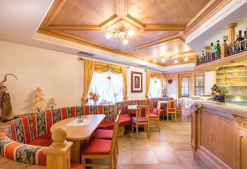 فندق Garnì Prà Fiorì