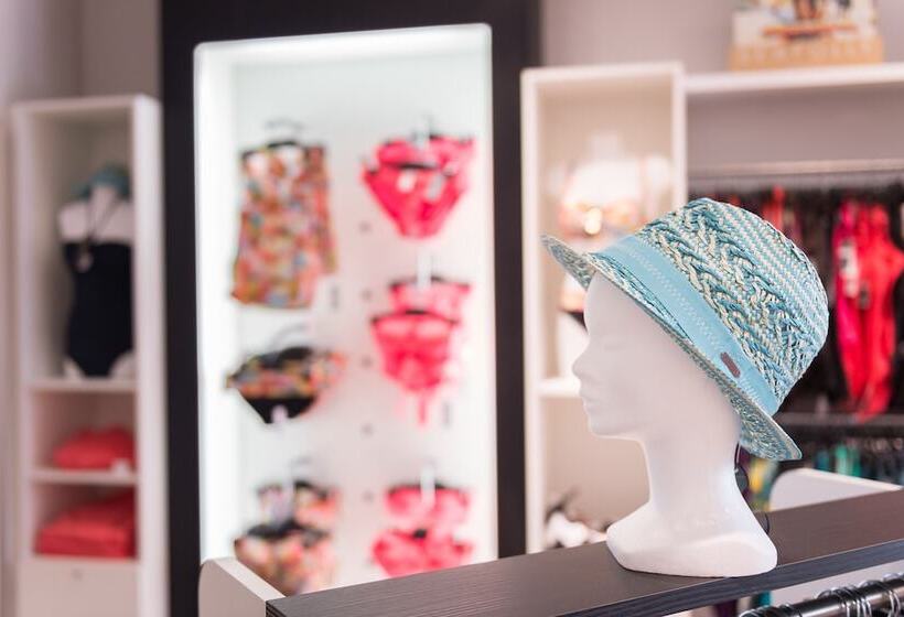 בית מלון כפרי Hôtel Valdys Thalasso & Spa   Beau Rivage