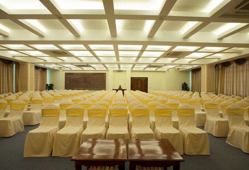 בית מלון כפרי Green Palace