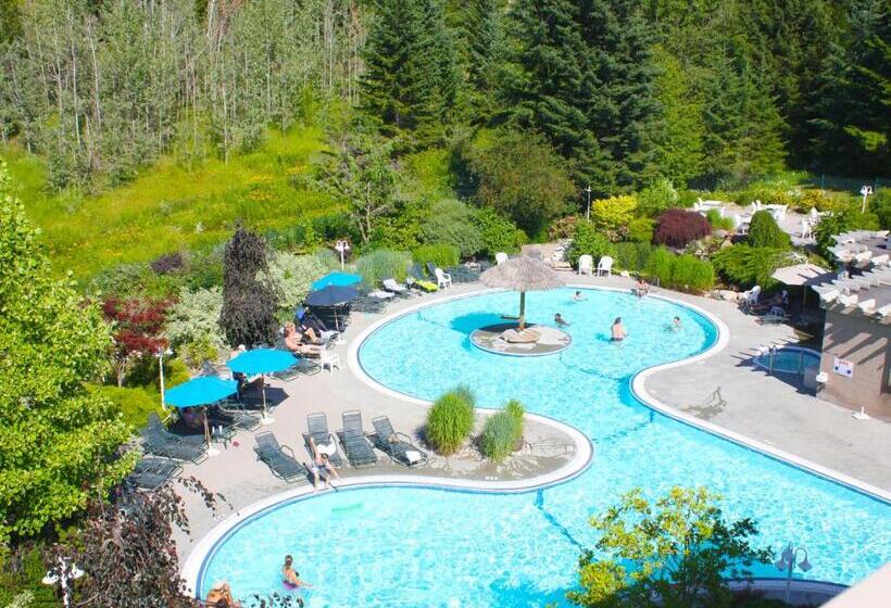 Hotel Hilltop Inn  Salmon Arm