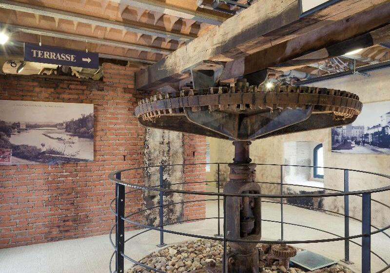هتل Hôtel Mercure Villeneuve Sur Lot Moulin De Madame