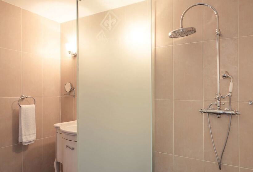 هتل Hôtel Mercure Villeneuve Sur Lot Moulin De Madame