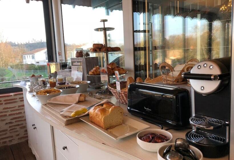 هتل Hôtel Mercure Villeneuve Sur Lot Moulin De Madame