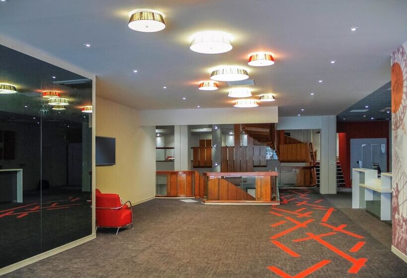 هتل Ibis Styles Poitiers Centre