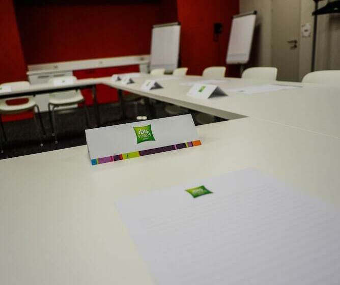 هتل Ibis Styles Poitiers Centre
