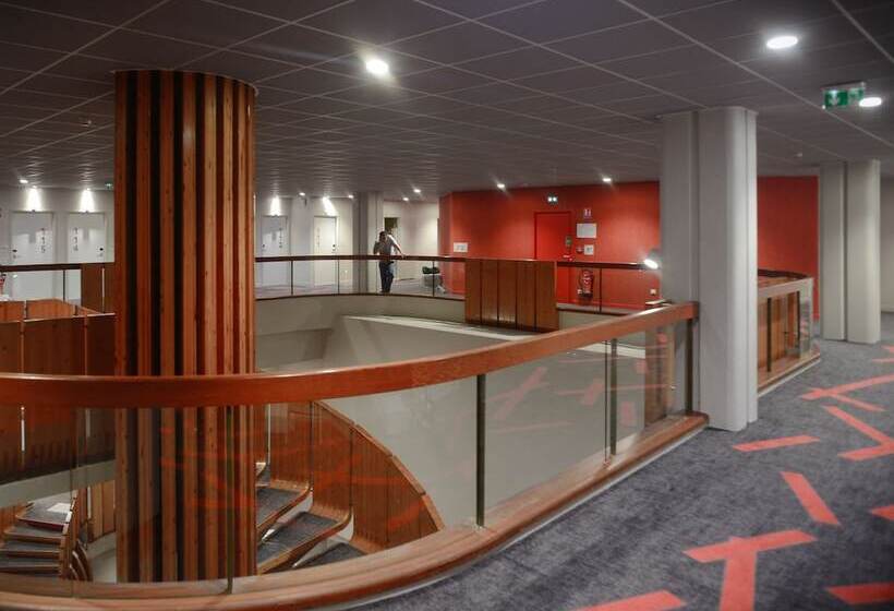 هتل Ibis Styles Poitiers Centre