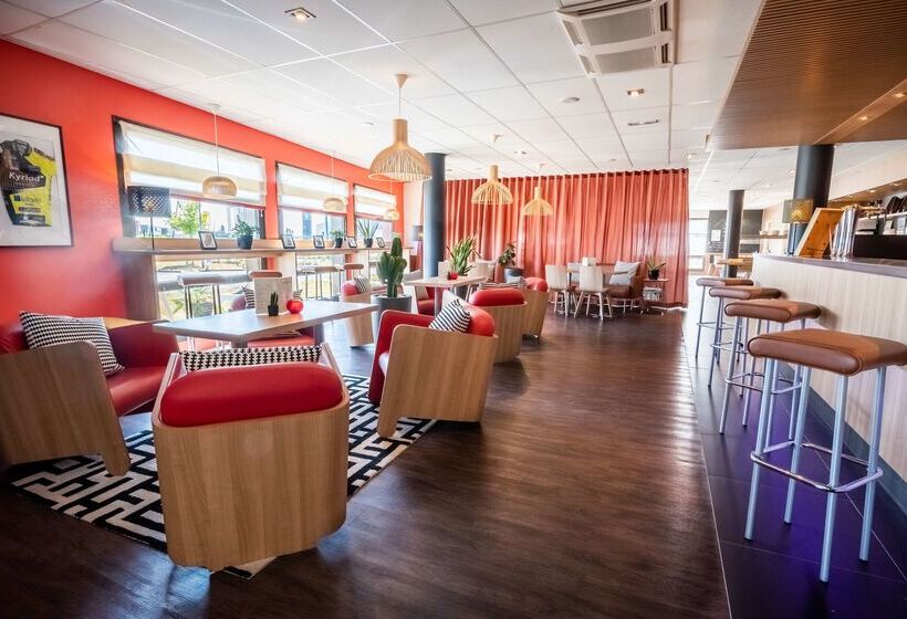 בית מלון כפרי Ibis Douai Dechy