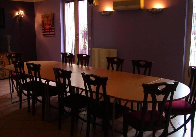 فندق Logis Hôtel La Bastide D Entraigues