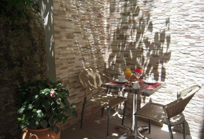 호텔 Le Cérétan Hôtel