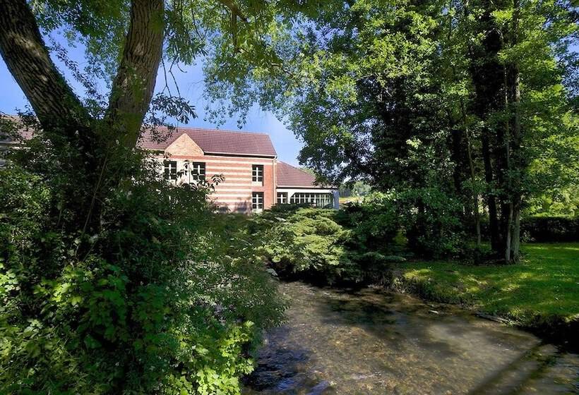 Отель Le Moulin De Mombreux