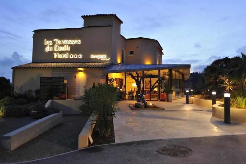 هتل Les Terrasses Du Bailli