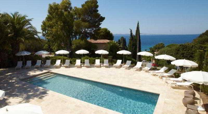 هتل Les Terrasses Du Bailli
