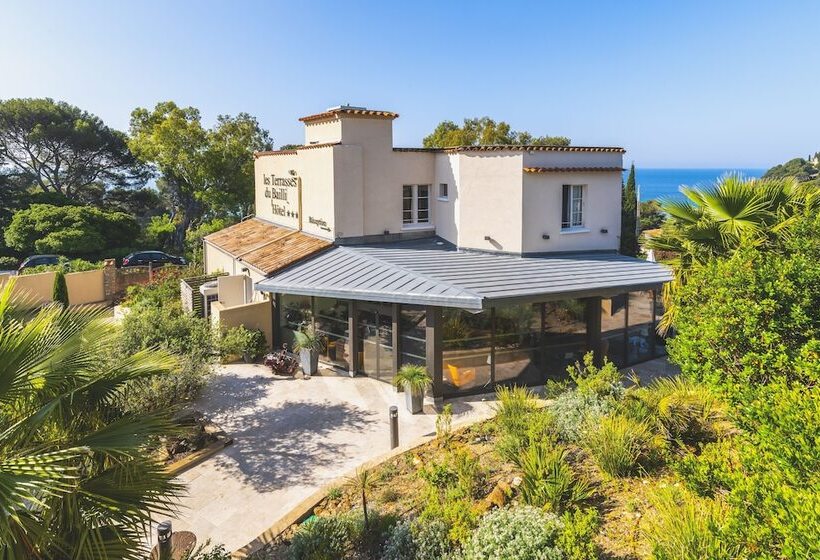 هتل Les Terrasses Du Bailli