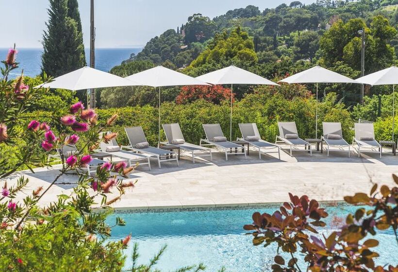 هتل Les Terrasses Du Bailli