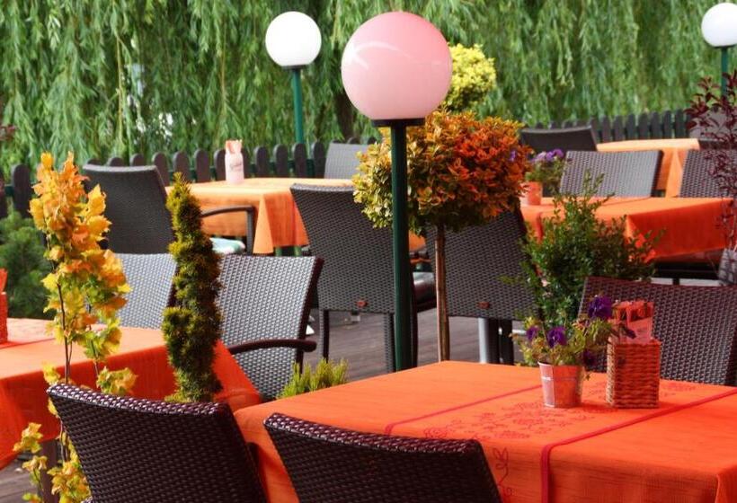 هتل & Restaurant 5 Linden