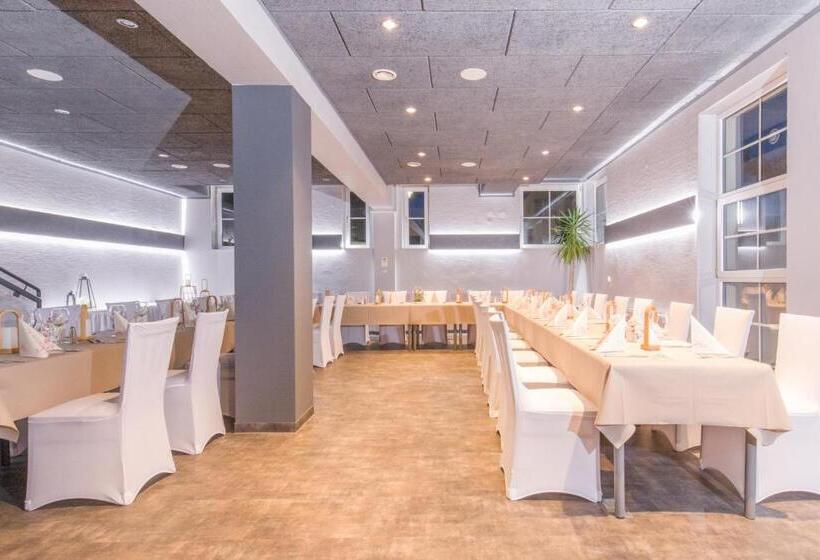 هتل & Restaurant 5 Linden