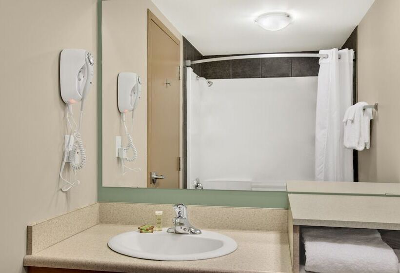בית מלון כפרי Super 8 By Wyndham Red Lake On