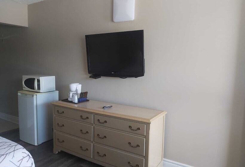 فندق على الطريق Arnprior Motor Inn