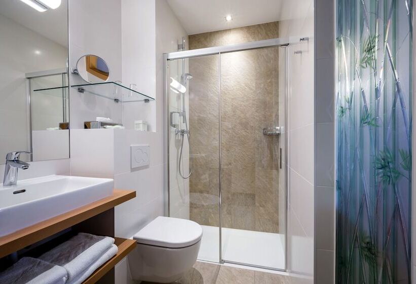 Fotos del hotel Strandhotel Alte Donau:  30