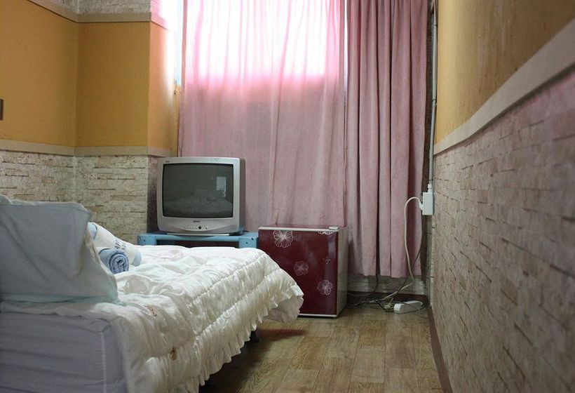 فندق صغير H2o Guesthouse