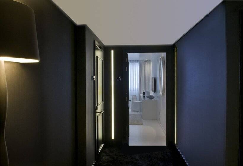 B Aparthotel Regent