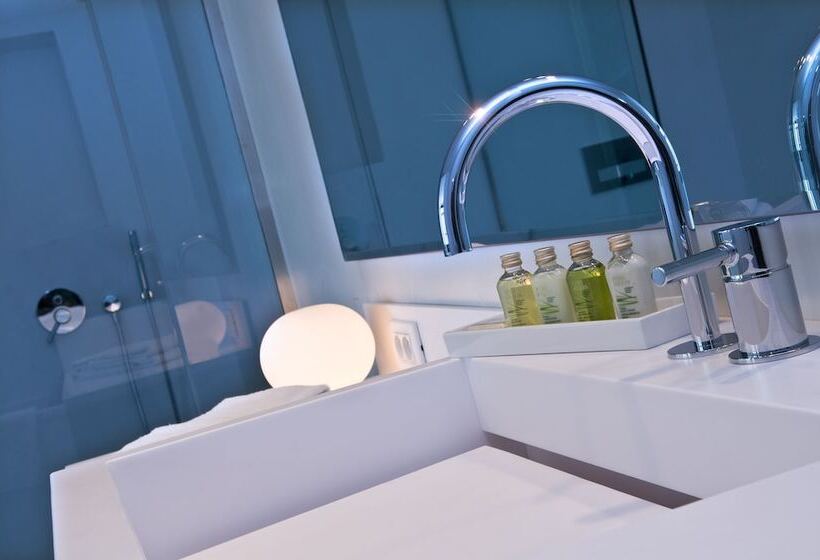 B Aparthotel Regent