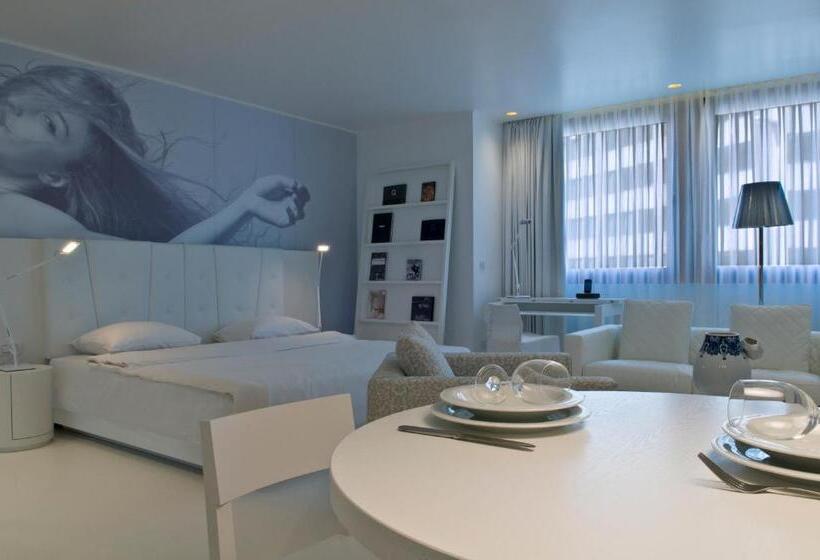 B Aparthotel Regent