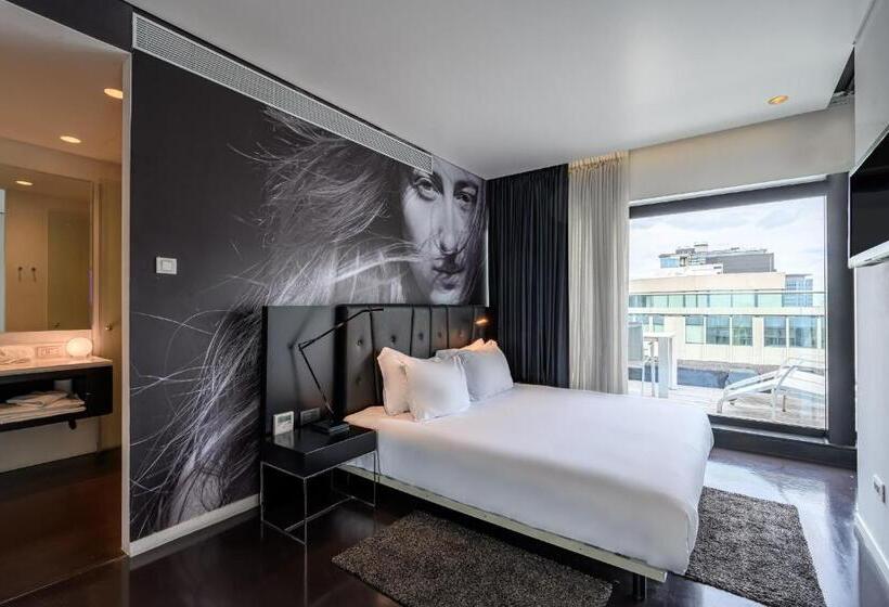 B Aparthotel Regent