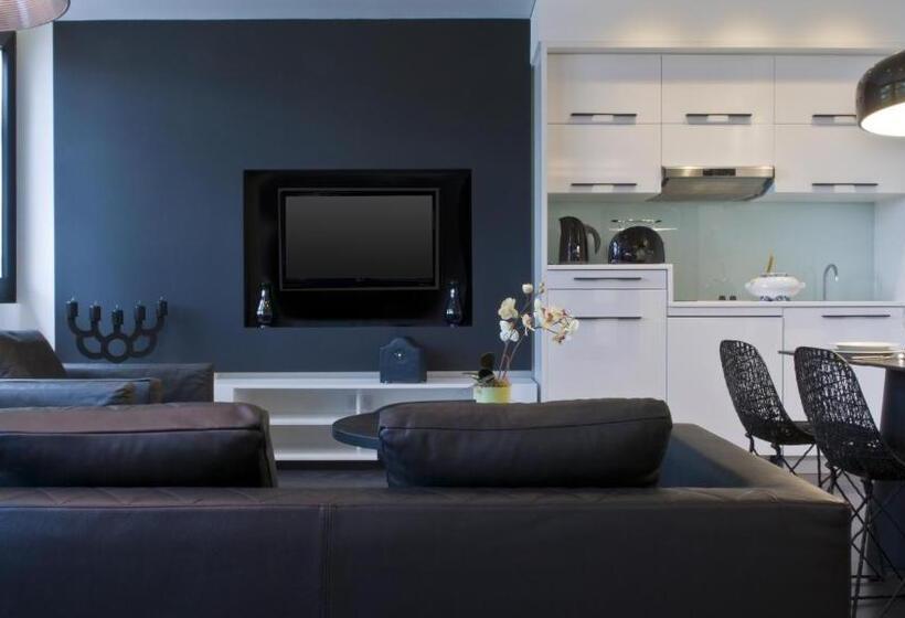 B Aparthotel Regent