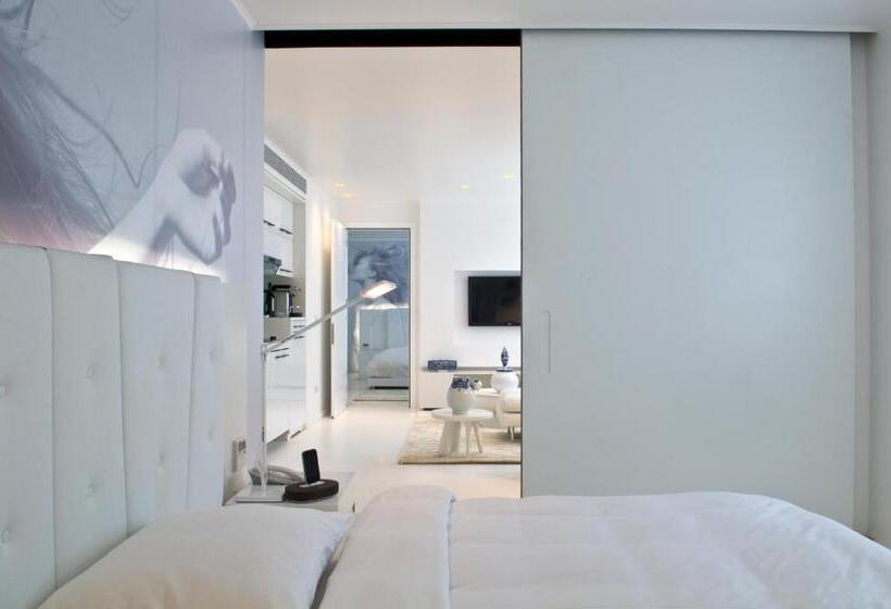 B Aparthotel Regent