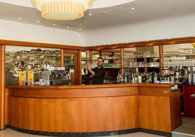 Fotos del hotel Alla Rotonda:  4