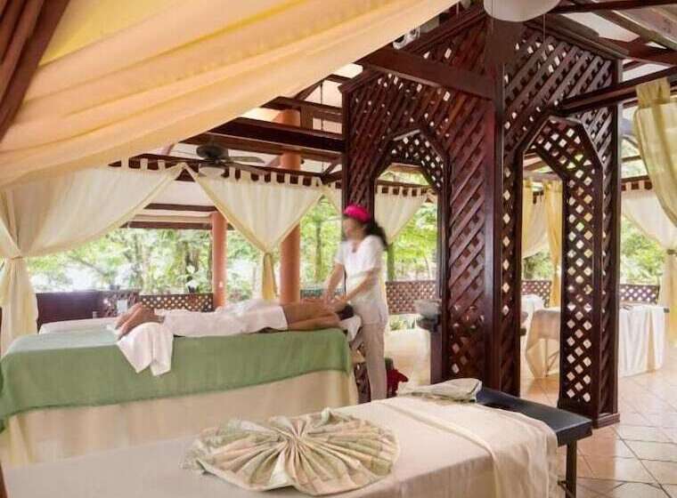 هتل Aninga Lodge