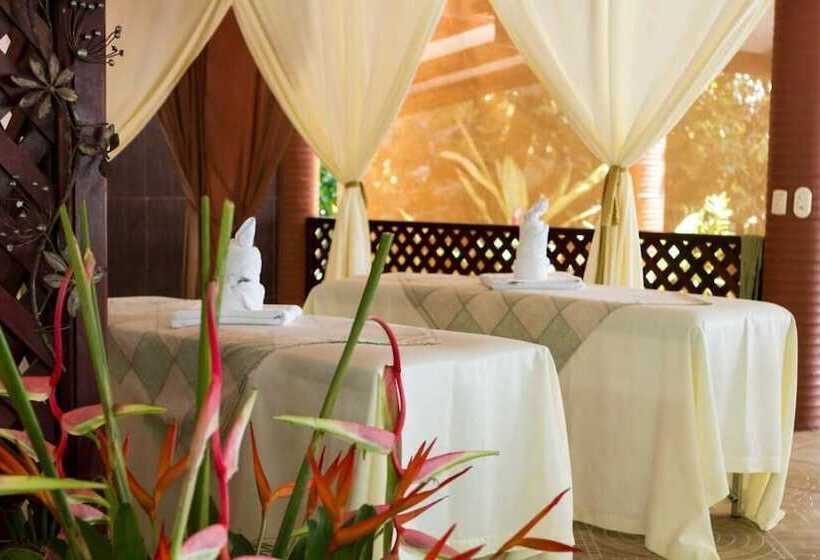 هتل Aninga Lodge