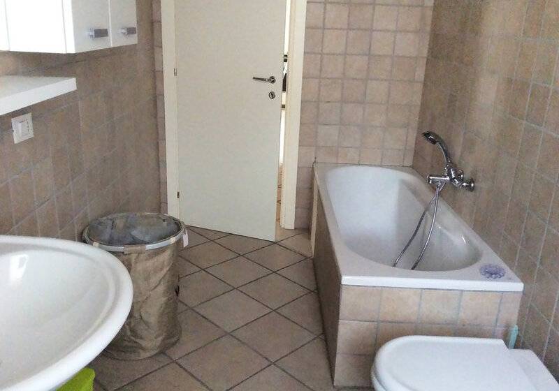 هتل Borgovico