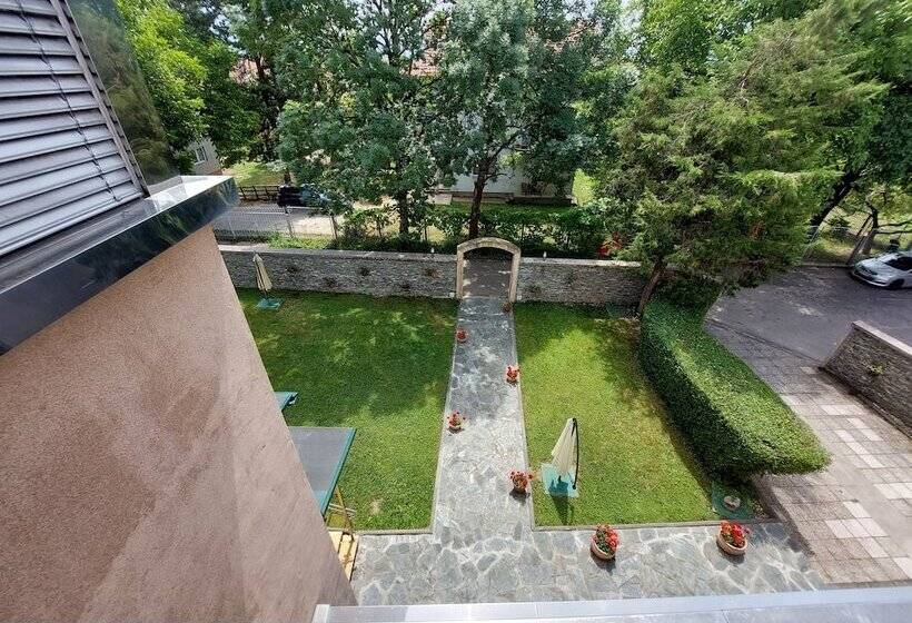 Fotos del hotel Brass:  9