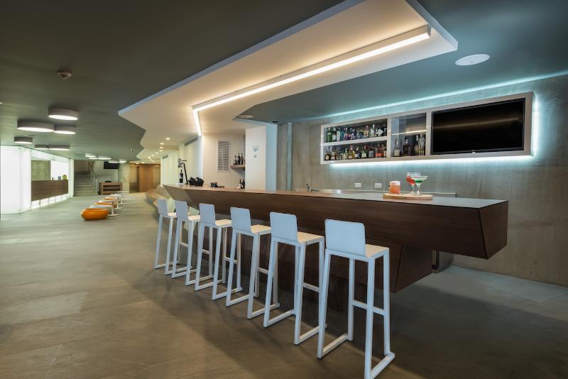 هتل Calypso Beach