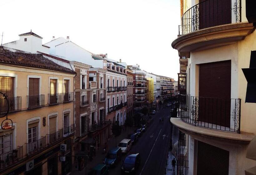 هتل Castilla
